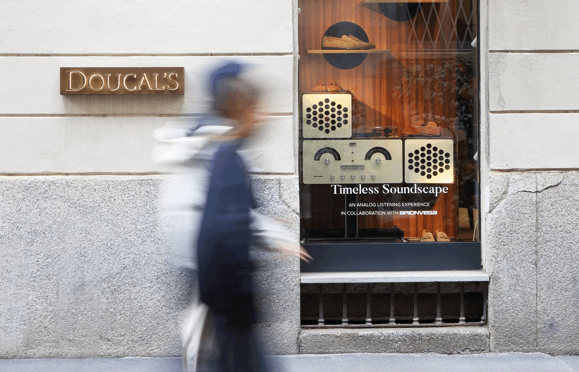 ezgif 65b87e6c04d8e0